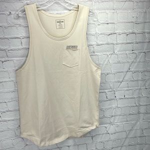 ⭐️NWT RAWGEAR workout tank with pocket. SZ SM